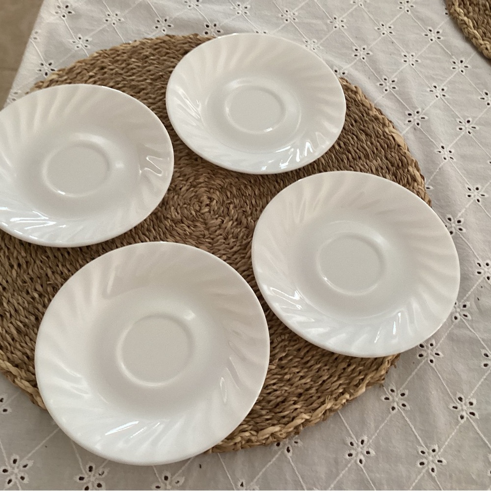 White Stoneware Saucer Set. - Picture 3 of 4